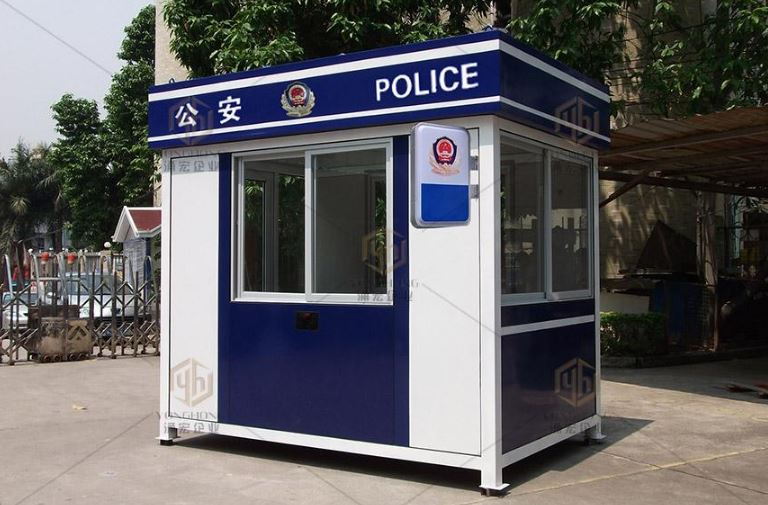 校園周邊設(shè)立警務(wù)室及治安崗?fù)ざ迦f(wàn)個(gè)、“護(hù)學(xué)崗”十七萬(wàn)個(gè)  校園安全防護(hù)水平全面提升