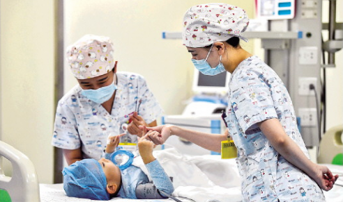 “天價”救命藥入醫(yī)保，距離破解罕見病醫(yī)治難還有多遠(yuǎn)
