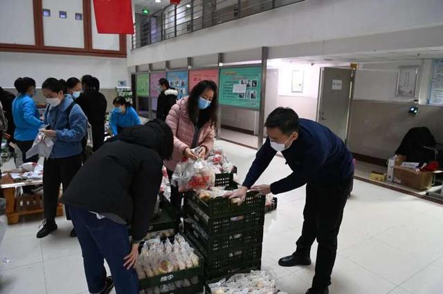 東北師大：將戰(zhàn)“疫”臨時(shí)黨支部建在學(xué)生宿舍