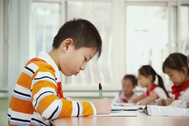 回歸本位，競(jìng)賽不是招生入學(xué)的“敲門磚”