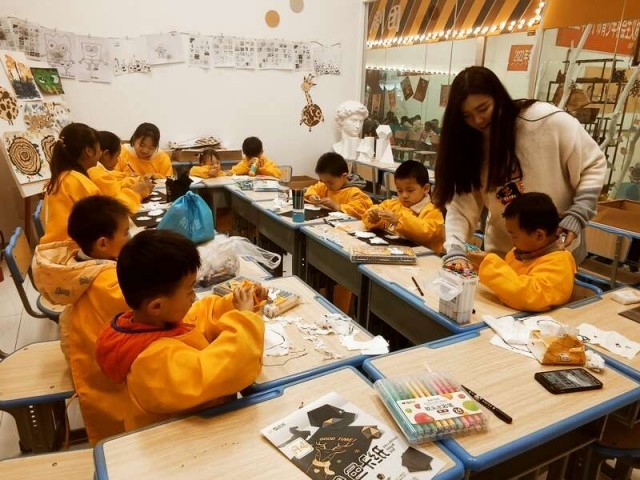 云南：3500余名寒假返鄉(xiāng)大學(xué)生參加“團團陪伴”服務(wù)家鄉(xiāng)少年