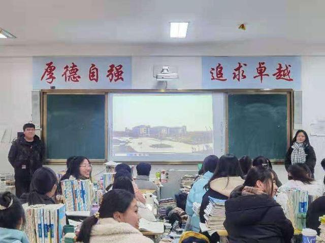 安徽科技學(xué)院64支學(xué)生團(tuán)隊(duì)回母校報(bào)喜