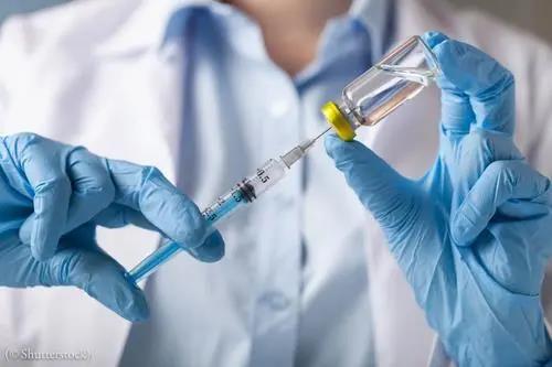 全國累計接種新冠疫苗32億7087.4萬劑次 老年人接種覆蓋率仍較低