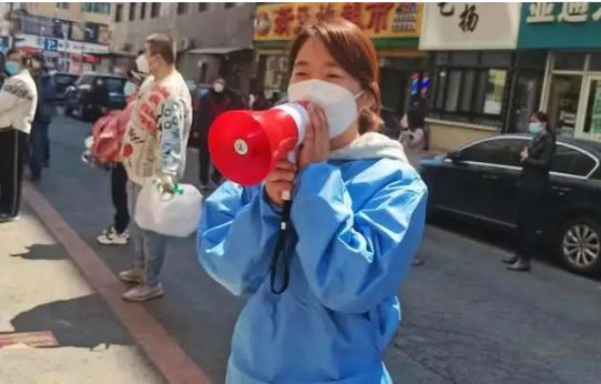 青年組織在疫情下社區(qū)保供維穩(wěn)中的作用、問(wèn)題與對(duì)策