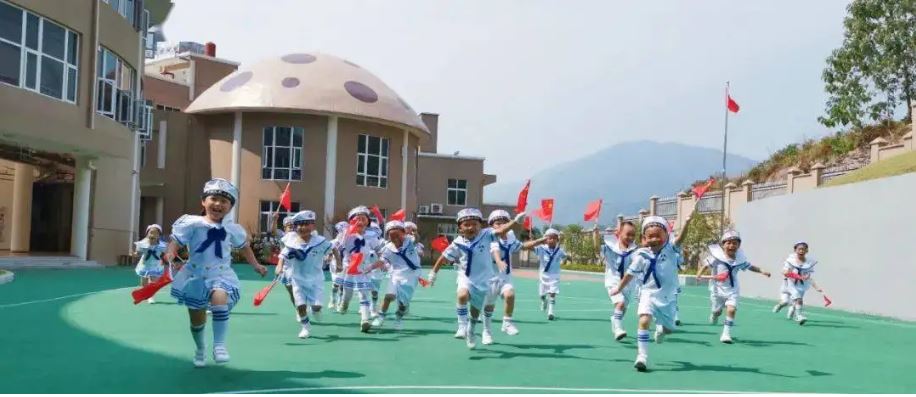 十年回眸 學(xué)前教育再踏新征程