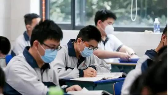 備好考試用具、了解防疫要求、不要攜帶手機……教育部提醒高考考生做好考前準備