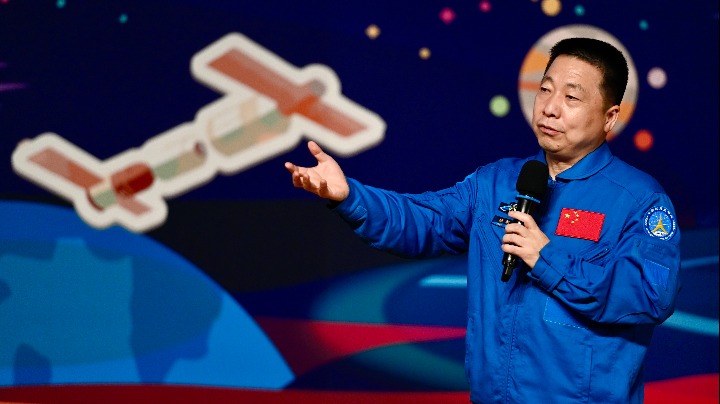 “同上一堂科學(xué)課”楊利偉帶來航天科普課