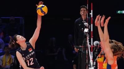 女排世錦賽：中國隊?wèi)?zhàn)滿五局險勝荷蘭隊暫居小組第二