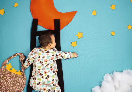 《3歲以下嬰幼兒健康養(yǎng)育照護(hù)指南（試行）》印發(fā)