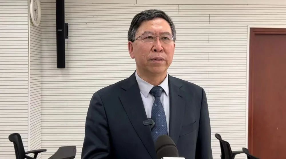 甲流有什么特點(diǎn)，要不要使用抗病毒藥物？專家解答