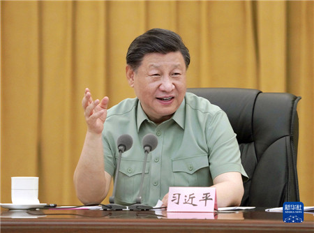 習近平八一前夕視察西部戰(zhàn)區(qū)空軍