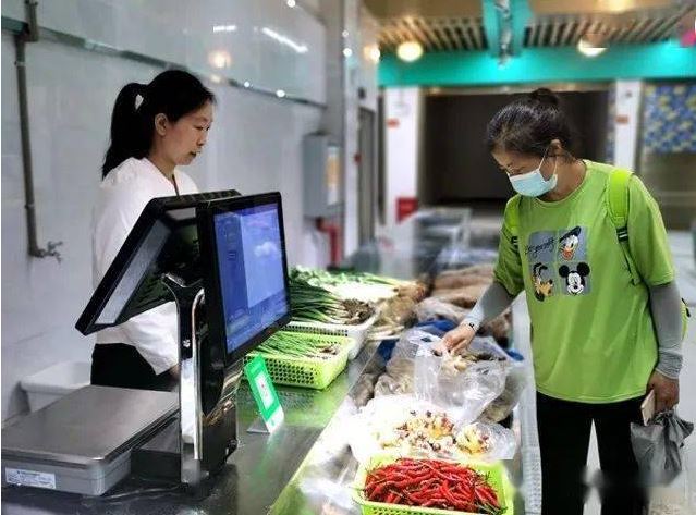 0.5秒內精準識別480余種果蔬 菜市場里視覺AI顯身手