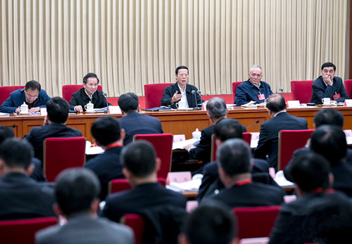 張高麗：堅(jiān)決打贏藍(lán)天保衛(wèi)戰(zhàn) 增強(qiáng)人民藍(lán)天幸福感