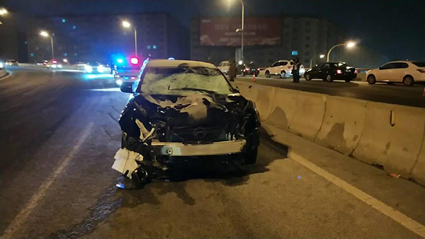 哈爾濱二環(huán)橋發(fā)生車禍：7名環(huán)衛(wèi)工被撞，致5死2傷