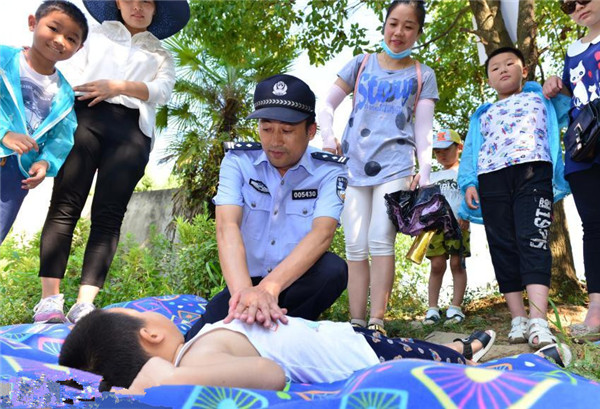 “無(wú)聲溺水”真的存在 千萬(wàn)別錯(cuò)過(guò)救命機(jī)會(huì)